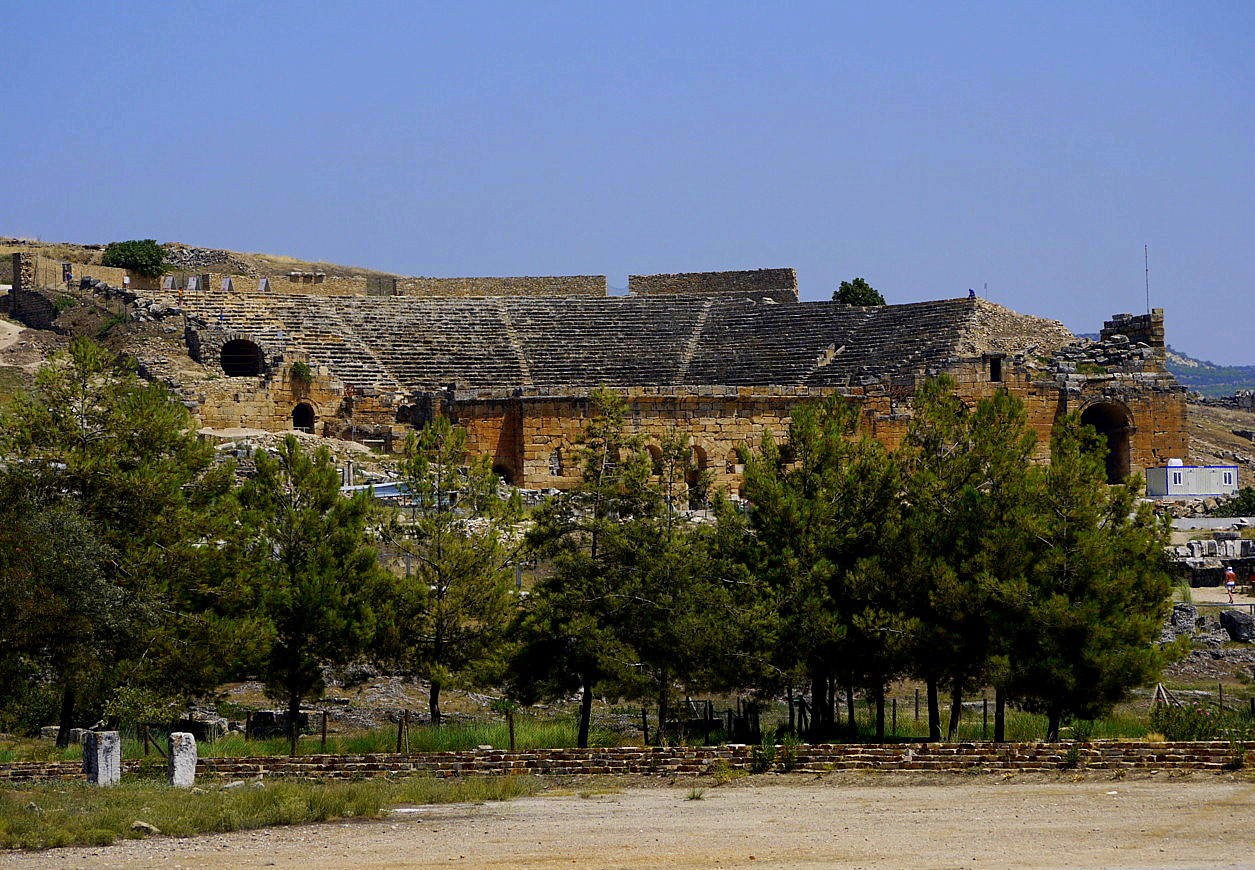 THE HIERAPOLIS ANCIENT CITY